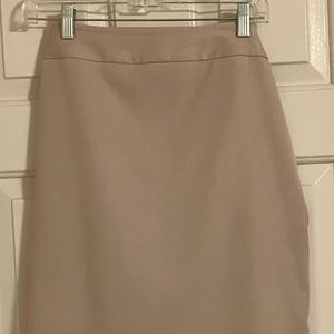 ANNE KLEIN - Perfect Skirt for Work & Beyond